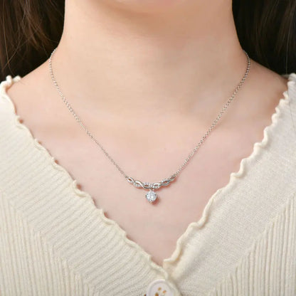 Éternité Moissanite Necklace