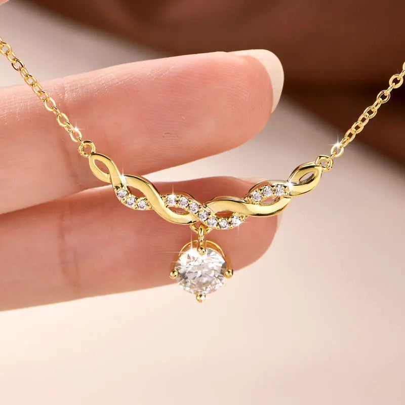 Éternité Moissanite Necklace