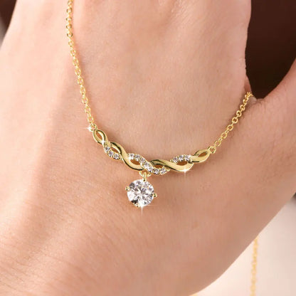 Éternité Moissanite Necklace